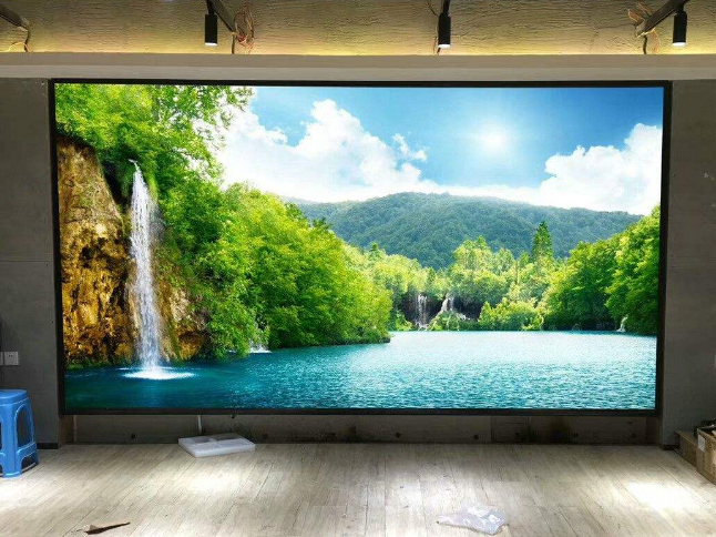 小間距全彩LED顯示屏 小間距全彩LED顯示屏